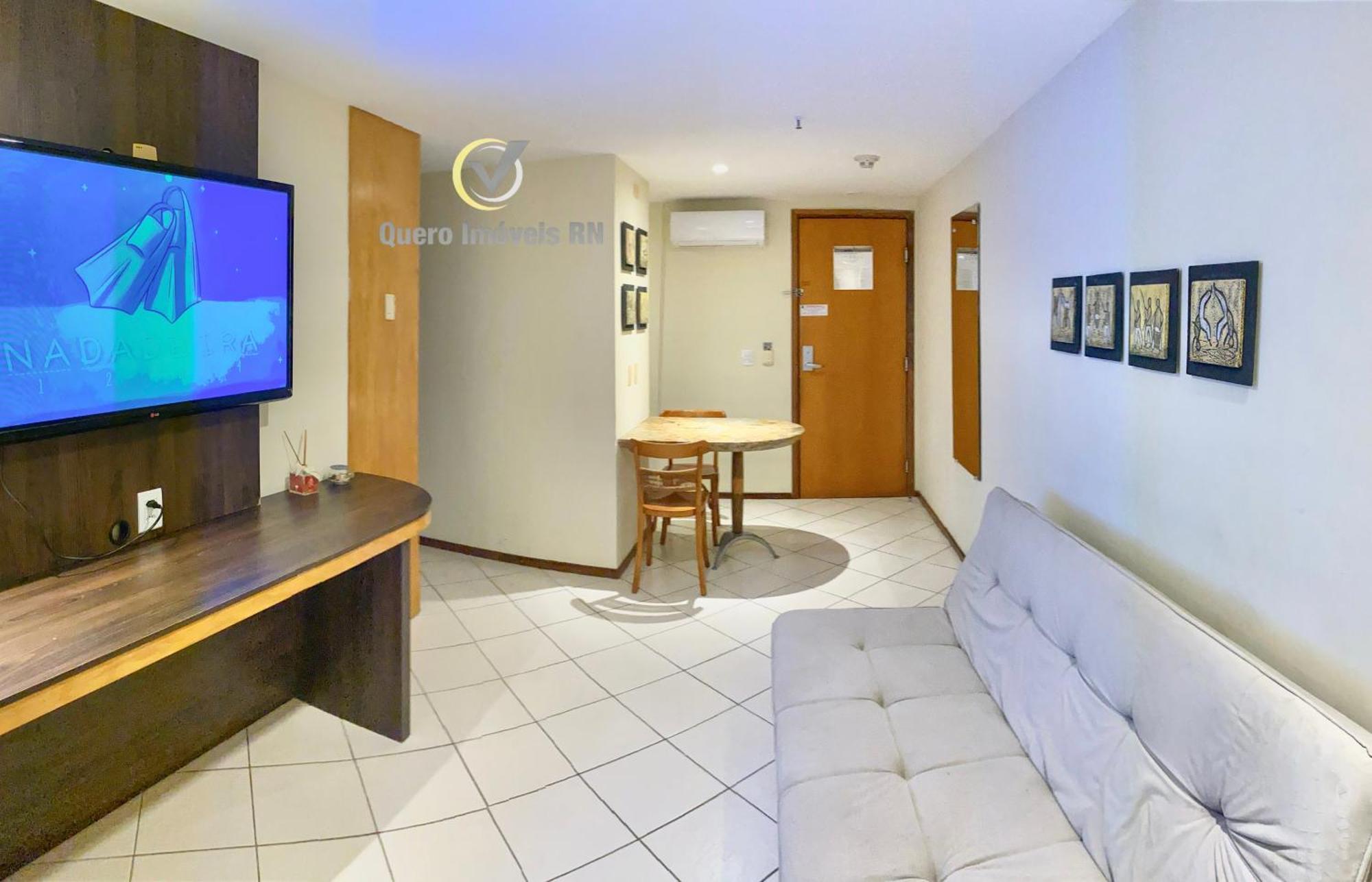 Plaza Apartment *